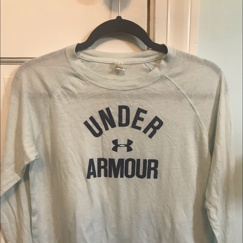 Under Armour Long Sleeve🐟🐋